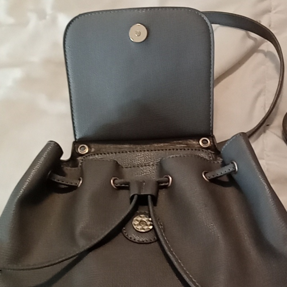 Backback - Picture 2 of 7